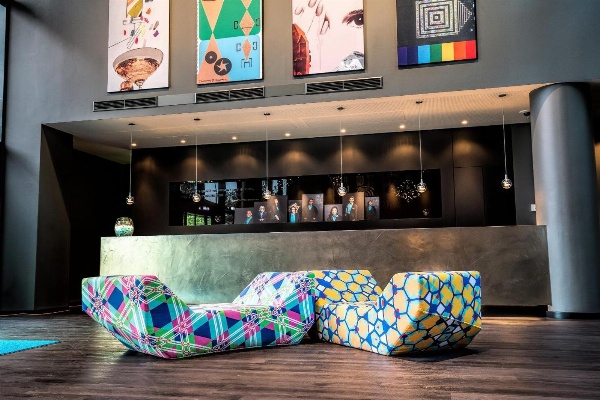 Motel One Wien Westbahnhof image 1