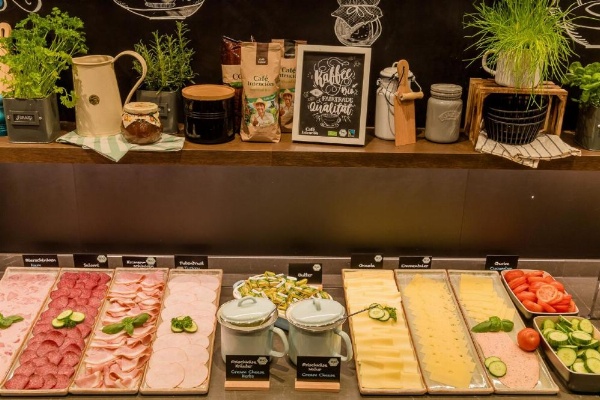 Motel One Wien Westbahnhof image 21